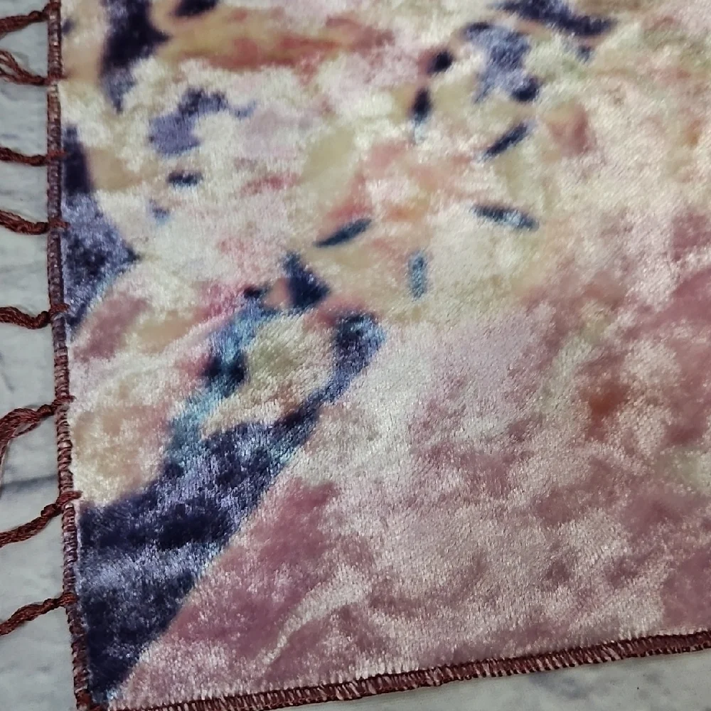 Elegant Pink and Cream Table Runner